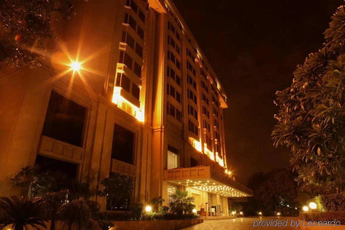 Hotel Metropolitan Delhi  Bed & Breakfast Delhi (National Capital Territory of India)