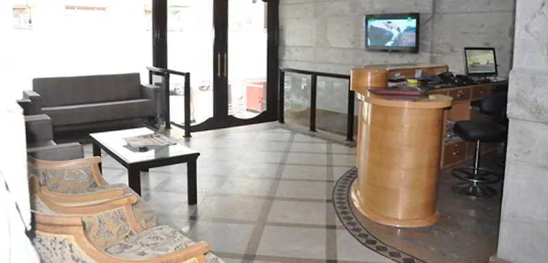 Hotel Metropolitan Delhi  Bed & Breakfast Delhi (National Capital Territory of India)
