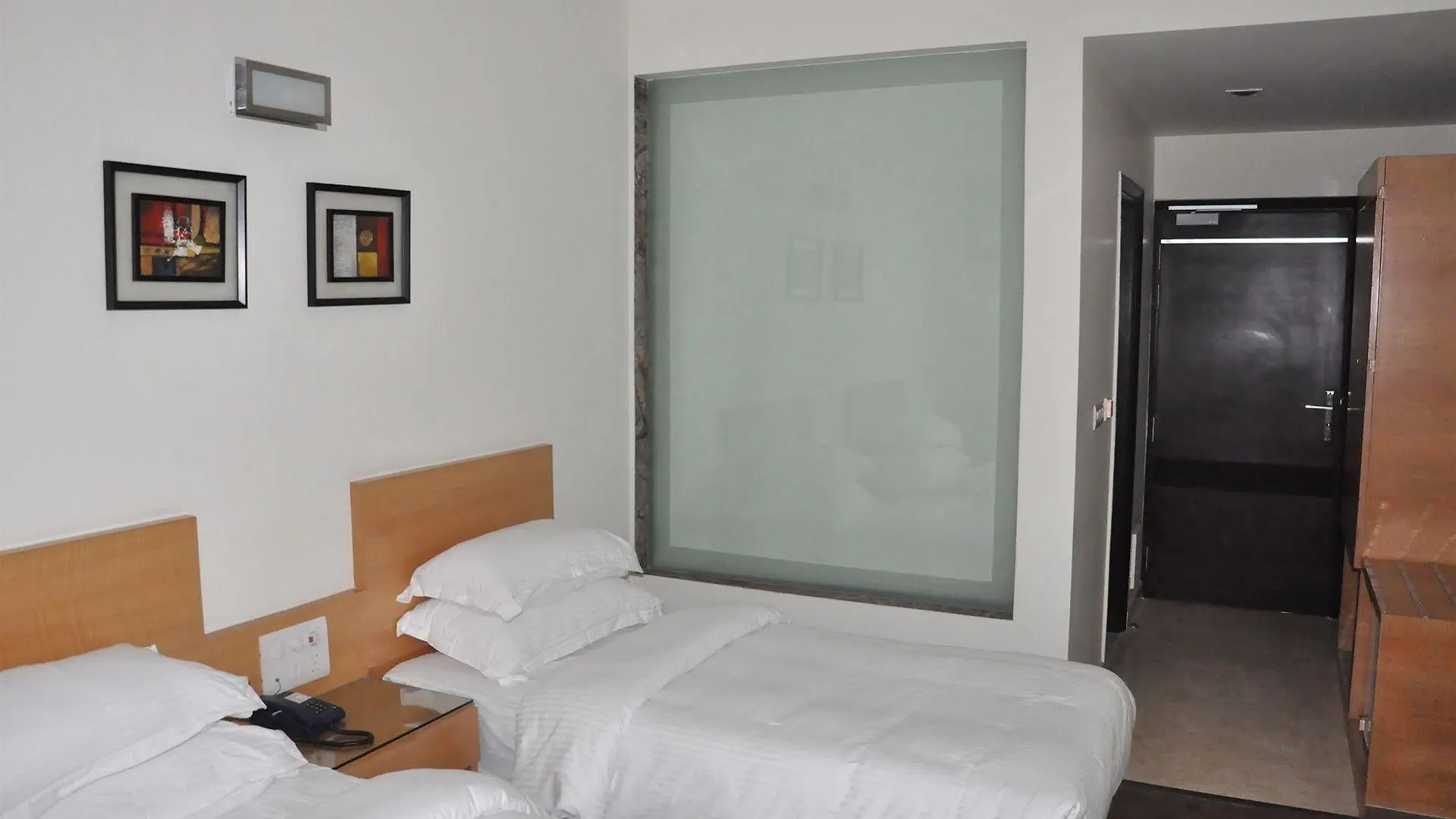 Hotel Metropolitan Delhi  3*, Delhi (National Capital Territory of India) India